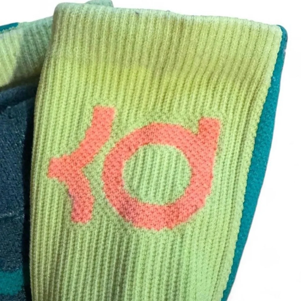 Nike KD Hyperelite Basketball Socks Youth Medium Volt Green Lightning